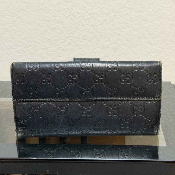 Gucci Black Embossed Leather Wallet - Picture 2 of 7